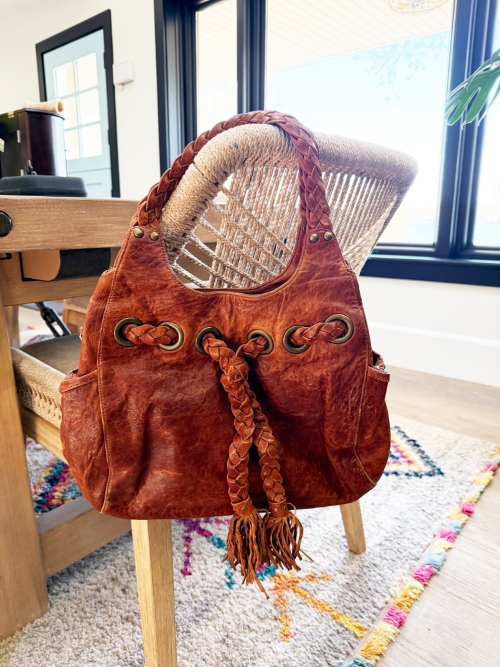 Kooba “Carla” light brown leather shoulder bag w/braiding detail & side pockets - Picture 3 of 12